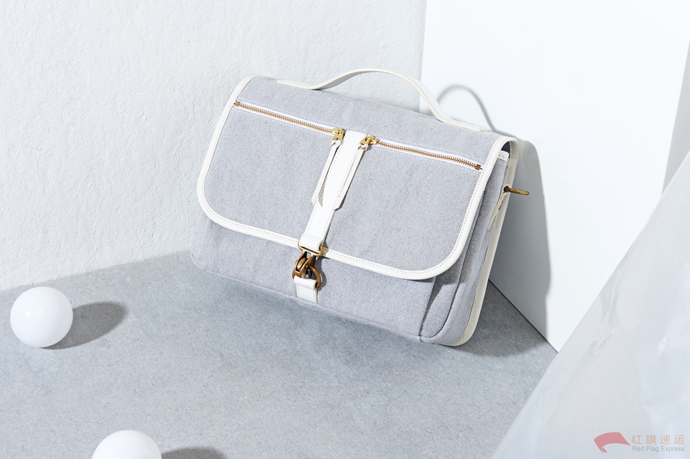 16395538772159.jpg 攝圖網(wǎng)_500990327_包包女士男士手提包錢包斜挎包背包(企業(yè)商用)_副本.jpg